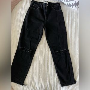 Abercrombie & Fitch The Mom High Rise Jean (Size 27/4 Regular)